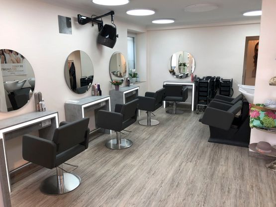 Klee Frisuren und Wellness in Hamburg Friseursalon 01